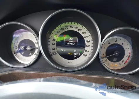 2014 Mercedes-Benz E 350 z USA, uszkodzony, nr VIN WDDHF5KB8EA789986